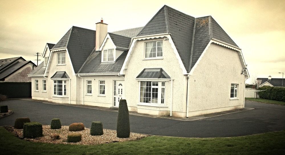 Ross House Bed & Breakfast Roscommon Bagian luar foto
