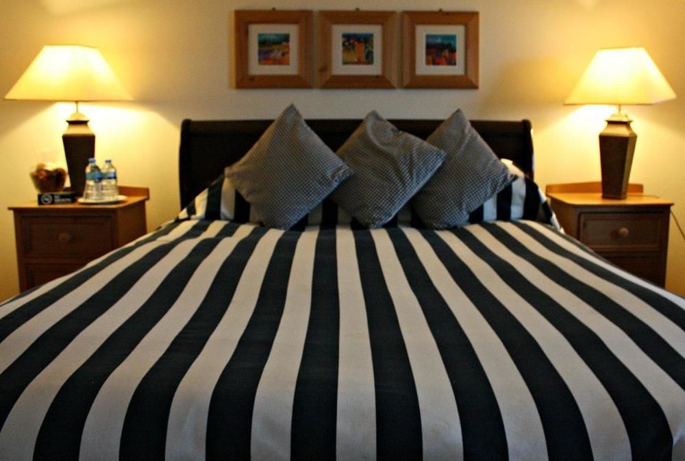 Ross House Bed & Breakfast Roscommon Bagian luar foto