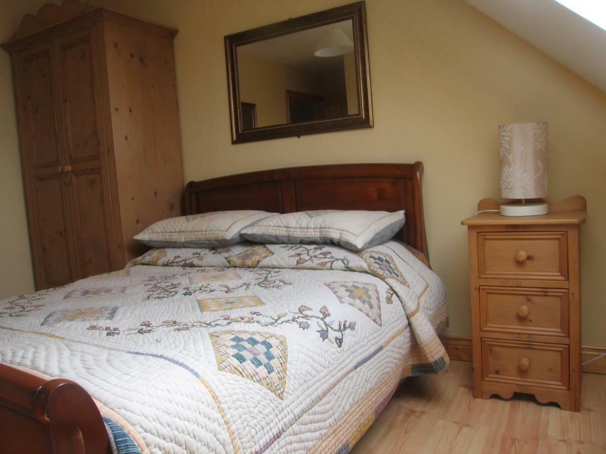 Ross House Bed & Breakfast Roscommon Bagian luar foto
