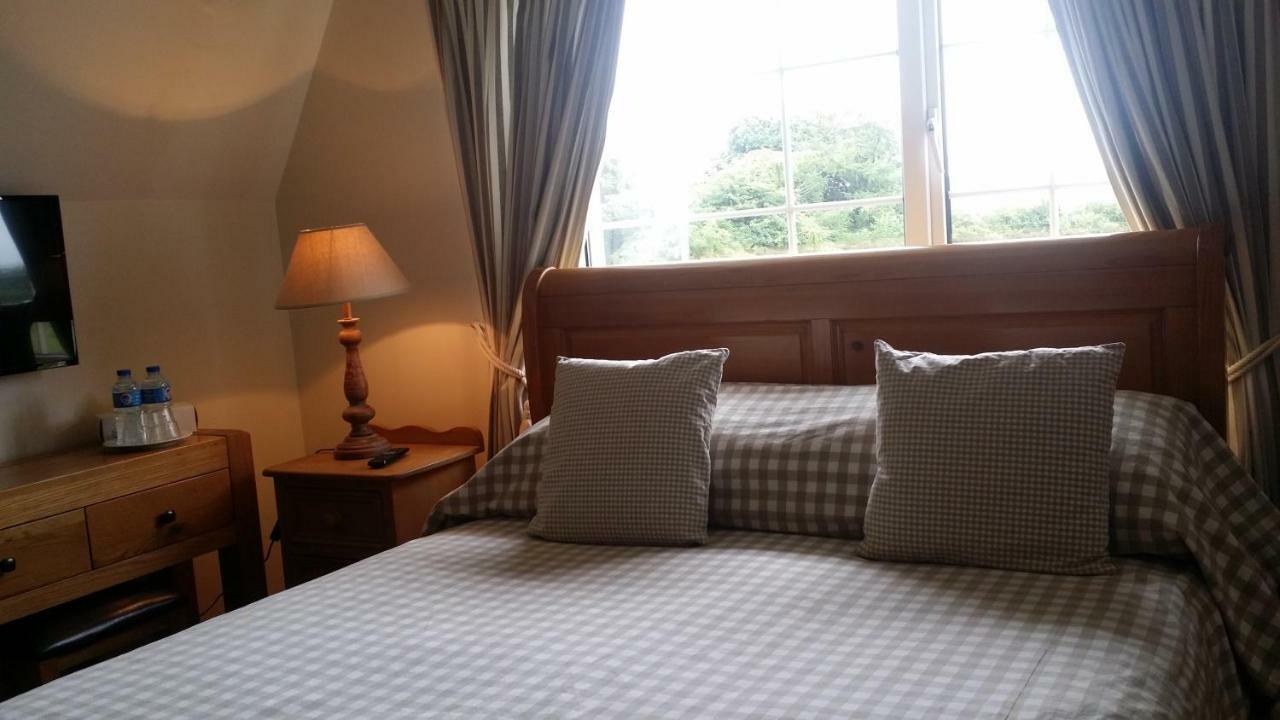 Ross House Bed & Breakfast Roscommon Bagian luar foto